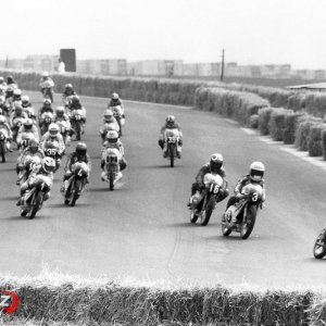 1B 125 ccm 5 Hans Muller CH MBA 3 Loris Reggiani I Minareli 16 Bruno Kneubuhler CH MBA 1 angel Nieto SPA Minareli 4Maurizio Massimiani I Minareli